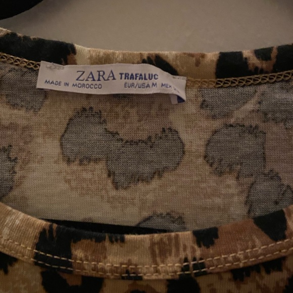 Leopard print T-shirt - Picture 3 of 3